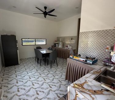 Bukit Besar House | Khalish Cottage