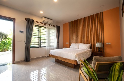 Siem Reap Bed & Breakfast | Khmer Model Family Room