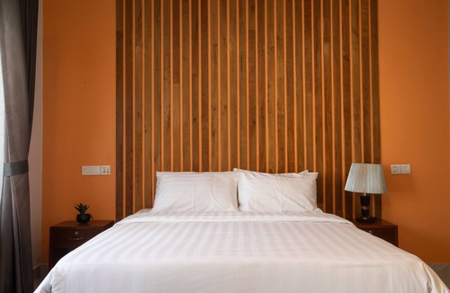Siem Reap Bed & Breakfast | Khmer Model Family Room