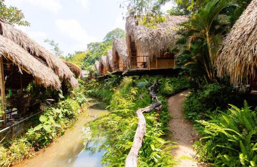 Buon Ma Thuot Cabin | Khu Du Lich Sinh Thai Ako Ea Homestay Ako Ea