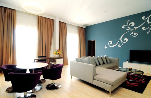 Enam Hotel | Kings Green Hotel