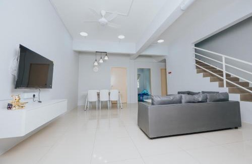 Ranau House | Kings Pine Residences Lot 17 Comfort Homestay Near Kundasang Ranau
