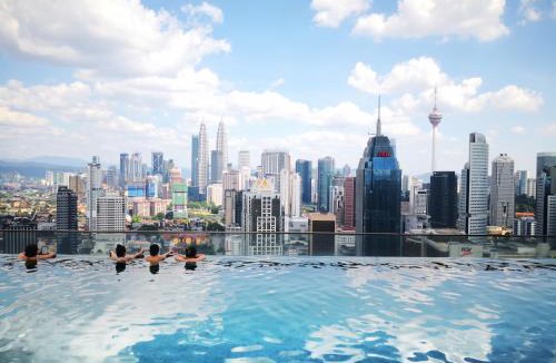 Chow Kit Hostel | KL Digital Nomad Hostel Free Infinity SkyPool