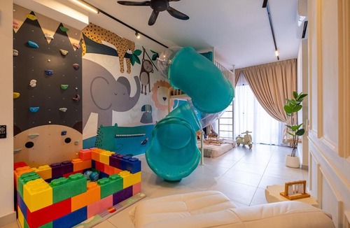Kuala Lumpur Apartment | KL No1 Kids Slides w Climbing Wall Kids Friendly