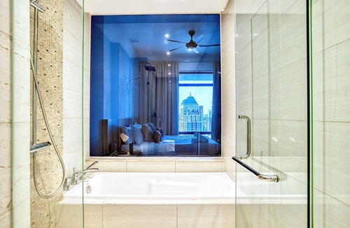 Kuala Lumpur City Centre Apartment | KLCC Luxury Suites Petronas View & Pool