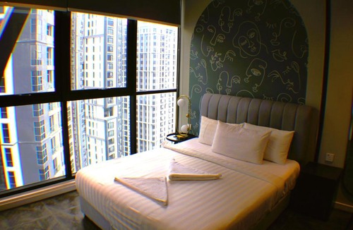 Kuala Lumpur City Centre Apartment | KLCC Sky Villa Suites Scarletz