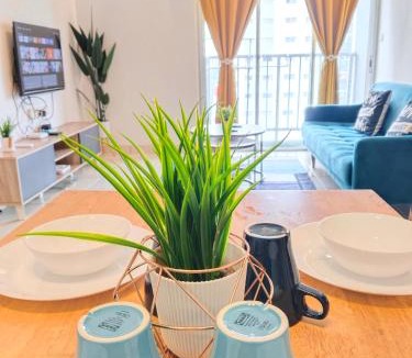 Kota Warisan Apartment | KLIA Travel Homestay - 3R 2B & Studio - Free WIFI