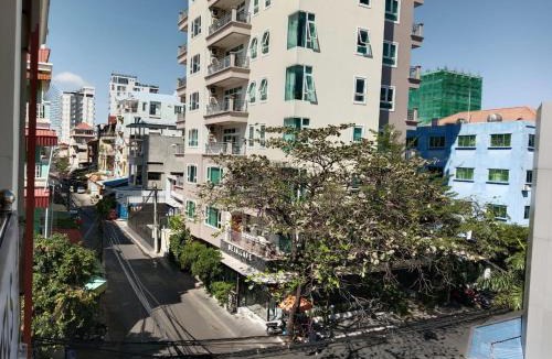Chamkar Mon Hotel | KN HOSTEL & Coffee - Spa