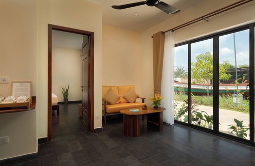 Traeuy Kaoh Hotel | Komsan Kampot Resort