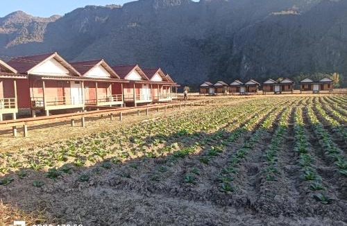 Kong Lor Apartment | Konglor Khamchalern Guesthouse and Restaurant