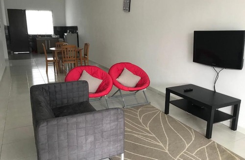 Kuantan House | kota sas USA homestay
