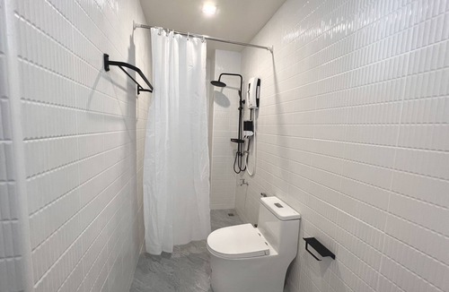 Bang Lamphu Lang Hostel | Krung Tone Hostel