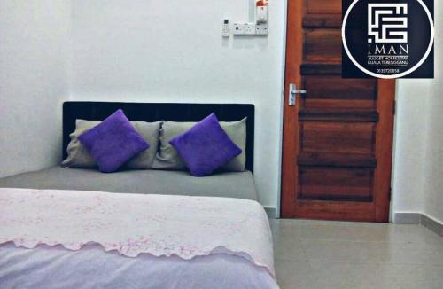Kampung Gong Pipit House | KUALA TERENGGANU GUESTHOUSE-FREE WIFI-NEAR NASI DAGANG ATAS ToL UNIT B- 2 BILIK AIRCOND DAN 1 BILIK KIPAS