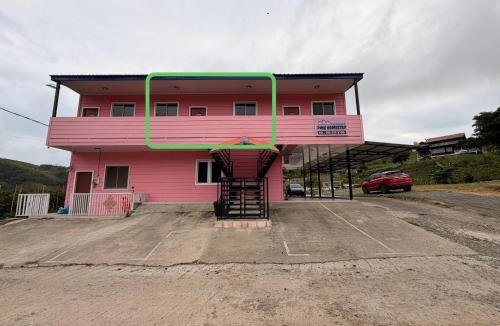 Kundasang House | Kundasang Pink Homestay