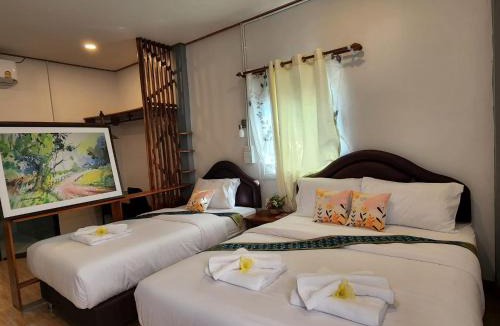 Phrom Buri Hotel | Kwanruean Boutique Hotel