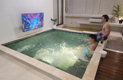 Padalarang House | Kyoto House - KBP with Onsen style pool, Warm water, Near Parahyangan Golf