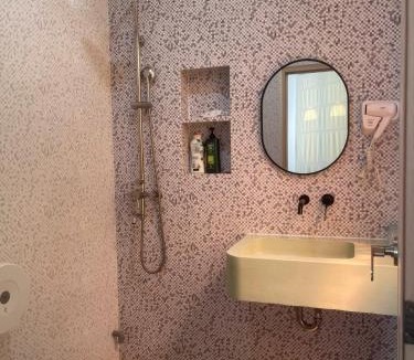 Long Xuyen Bed & Breakfast | Lá Homestay