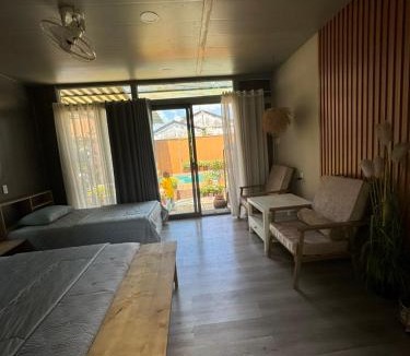 Long Ho Bed & Breakfast | Lọ Lem Homestay