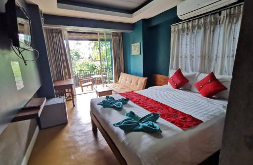 Wua Lai Hotel | L'NER chiang mai