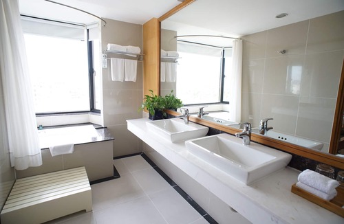 Hai Ba Trung Hotel | La Casa Hanoi Hotel