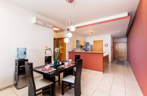 La Puntilla Condo | La Joya 313 Superb 2 BR Condo Close Proximity to Restaurants and Marina