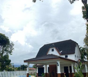 Alor Gajah Apartment | La villa June by Juniar Place