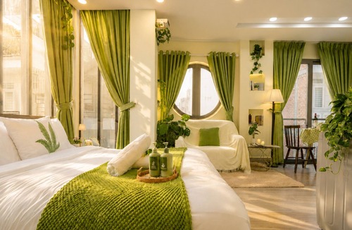 Phu Nhuan Hotel | La Yen Homes