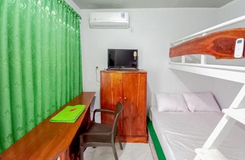 Caruban Hotel | Labinda Homestay Caruban Mitra RedDoorz