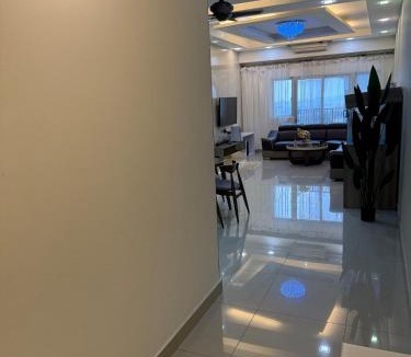 Puchong Apartment | Lake-view condo retreat in Puchong