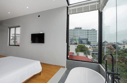 Thuy Khue Hotel | Lakeview Residence Hotel