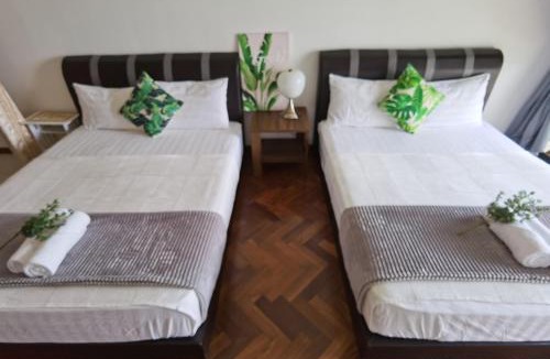 Seri Tanjung Pinang Apartment | Landmark Superb Coastline View Studio # Netflix # Fast Wifi # Atari
