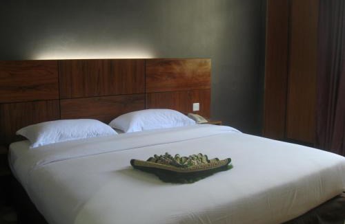 Lubok Buaya Resort | Langgura Baron Resort