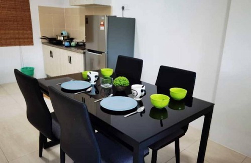 Kuah Apartment | Langkawi Modern Families Simfoni Suite