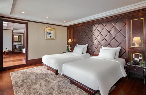 Ha Long Boat Rental | Lapinta Cruise Lan Ha Bay