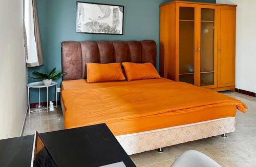 Karet Apartment | Large and Strategic Apt 3BR with WiFi & Pool