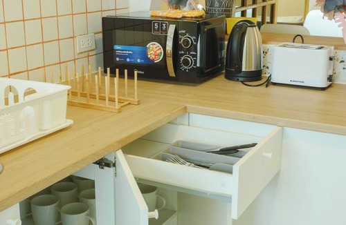 Silom Condo | Large unit for 8 people, in the city center of Silom, suitable for large groups