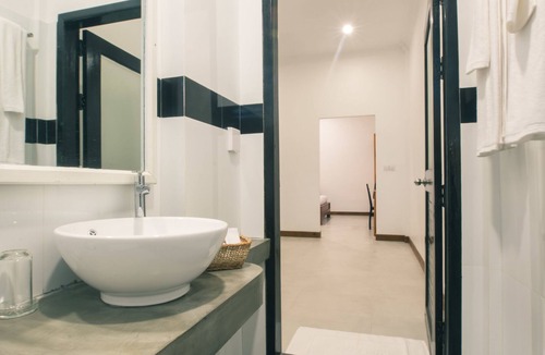Taphul Village Area Hotel | Lavender Angkor Boutique