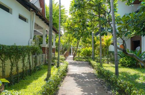 Taphul Village Area Hotel | Lavender Angkor Boutique