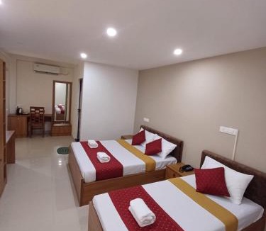 Kaloor House | Lavender Arcade