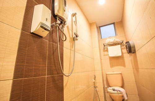Bukit Indah Hotel | Lavender Inn Nusa Bestari