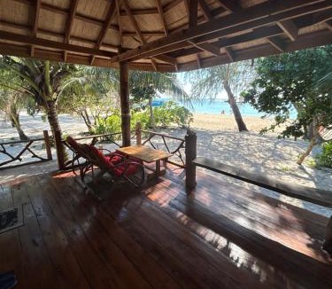 Koh Rong Sanloem Resort | Lazy Beach