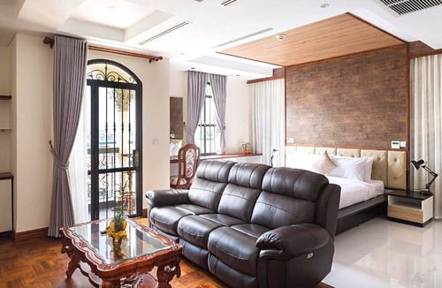 Daun Penh Hotel | LCS Hotel & Apartment
