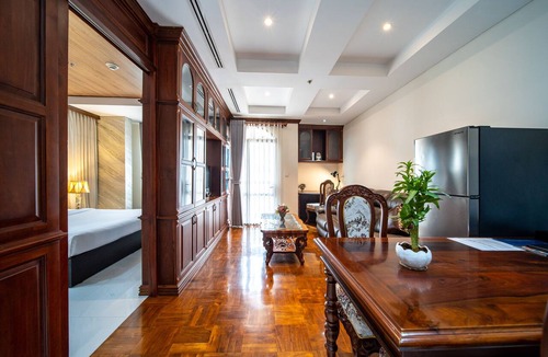 Daun Penh Hotel | LCS Hotel & Apartment