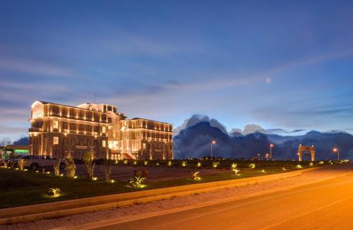 Kampot Hotel | Le Bokor Palace