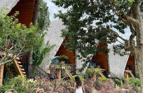 Van Chan Resort | Le Champ Tu Le