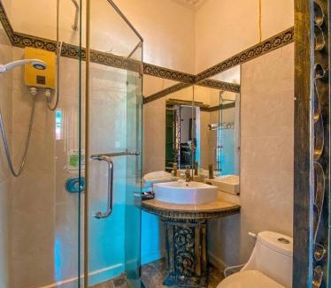 Daun Penh Hotel | Le Grand Palais Hotel