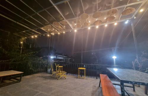 Ha Giang Hostel | Le Trang homestay - 50cc & bicycle for rent