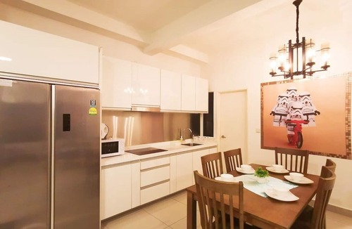 Medini Apartment | Legoland Medini (8pax) WIFI @ JB City Homestay