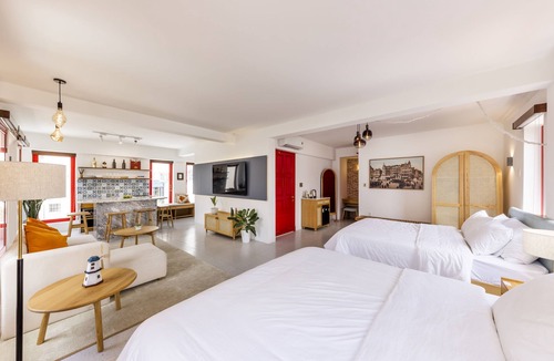 Bui Thi Xuan Hotel | Leiden Homestay & Cafe