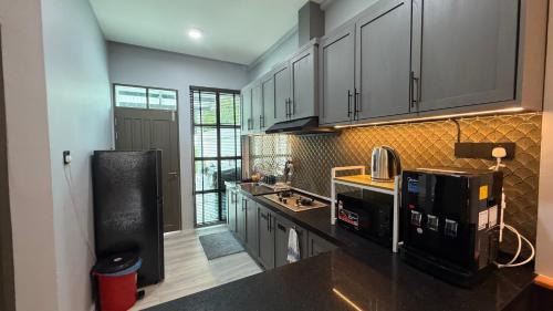 Kampung Telaga Batin House | Lembayung Timur Residence
